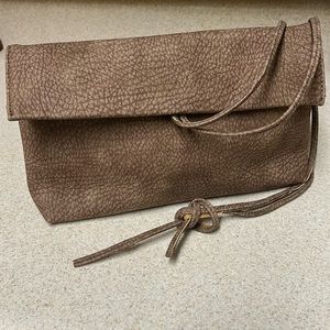 LuLu’s, Coveted, Curated, Collected, One Inside Pocket, Snap CloseCross Body Bag